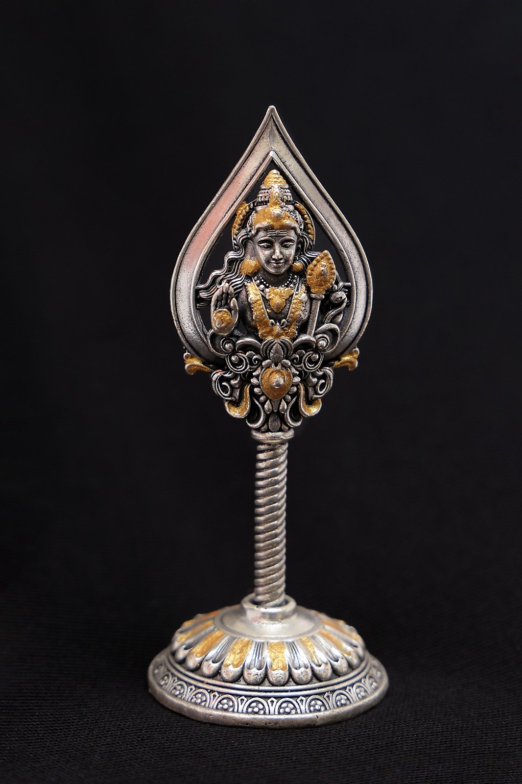 ​Sri Murugan Dual-Tone Embossed Silver Vel (with Golden Border)